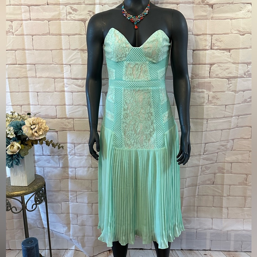 Elegant Mint Green Lace Dress